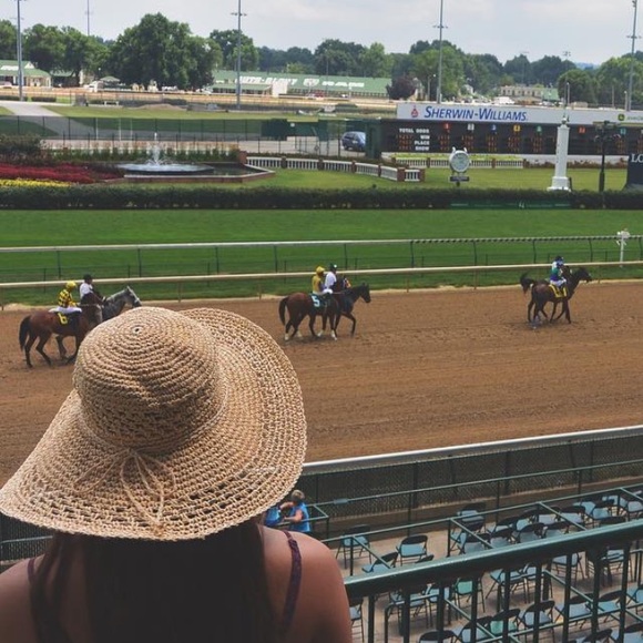 woven floppy hat - Picture 3 of 4